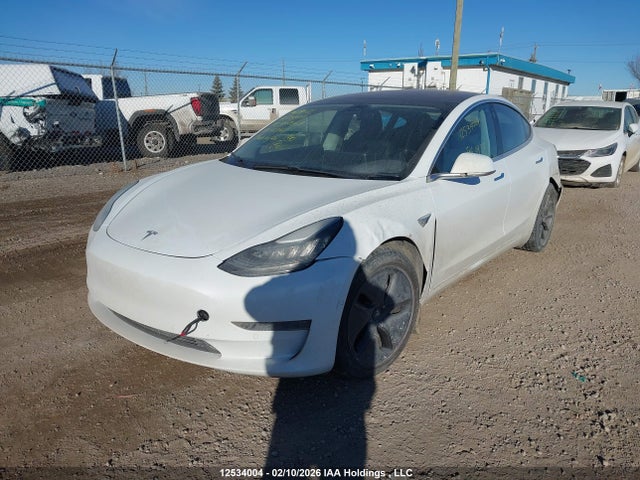 5YJ3E1EB8JF127161 Tesla MODEL 3
