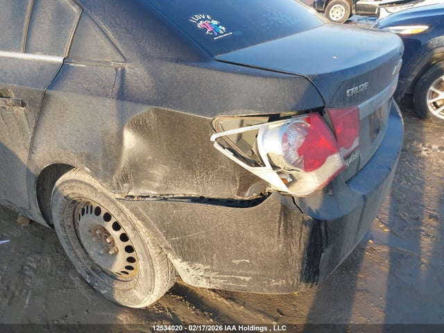 1G1PE5SBXE7379480 Chevrolet CRUZE LT