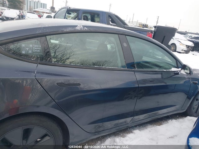 5YJ3E1EB6SF952083 Tesla MODEL 3