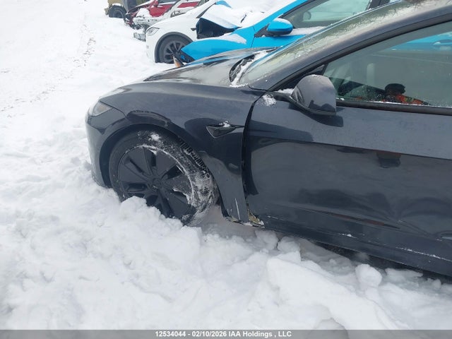 5YJ3E1EB6SF952083 Tesla MODEL 3
