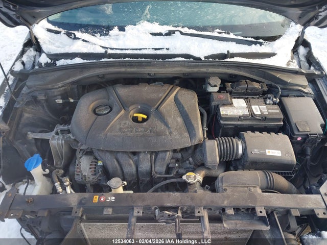 KMHH35LE1LU121482 Hyundai Elantra Gt Preferred Auto
