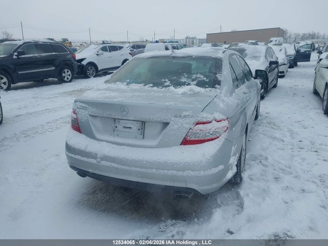 12534065 :رقم المزاد ، WDDGF81X18F046474 vin ، 2008 Mercedes-benz C 300 4matic مزاد بيع