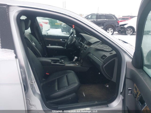12534065 :رقم المزاد ، WDDGF81X18F046474 vin ، 2008 Mercedes-benz C 300 4matic مزاد بيع