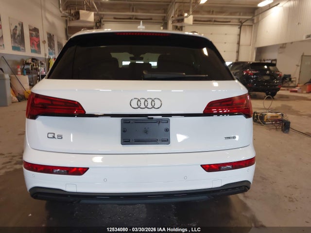 WA1AAAFY2P2151578 Audi Q5 45 Komfort