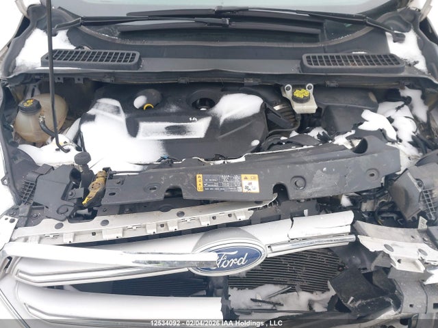 1FMCU9H92JUB89345 Ford ESCAPE SEL