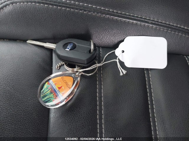 1FMCU9H92JUB89345 Ford ESCAPE SEL