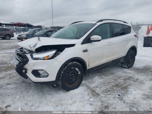1FMCU9H92JUB89345 Ford ESCAPE SEL