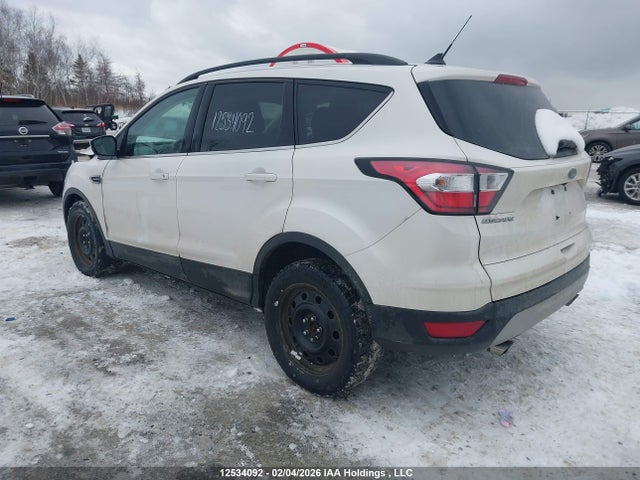 1FMCU9H92JUB89345 Ford ESCAPE SEL