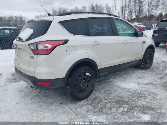 1FMCU9H92JUB89345 Ford ESCAPE SEL