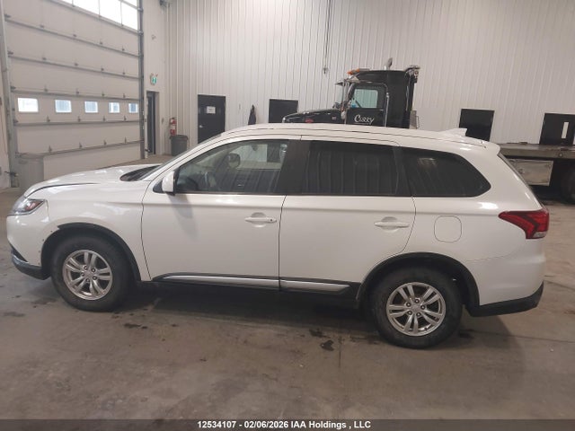 Mitsubishi Outlander Es/ex/ex-l 2020 JA4AZ2A39LZ608317 Image 14