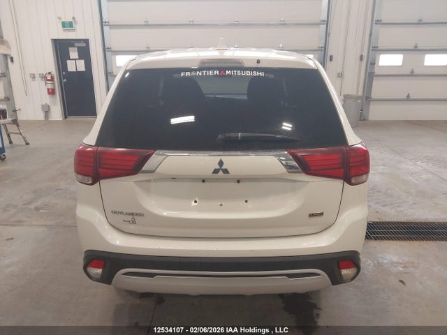Mitsubishi Outlander Es/ex/ex-l 2020 JA4AZ2A39LZ608317 Image 16