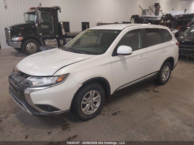 Mitsubishi Outlander Es/ex/ex-l 2020 JA4AZ2A39LZ608317 Image 2