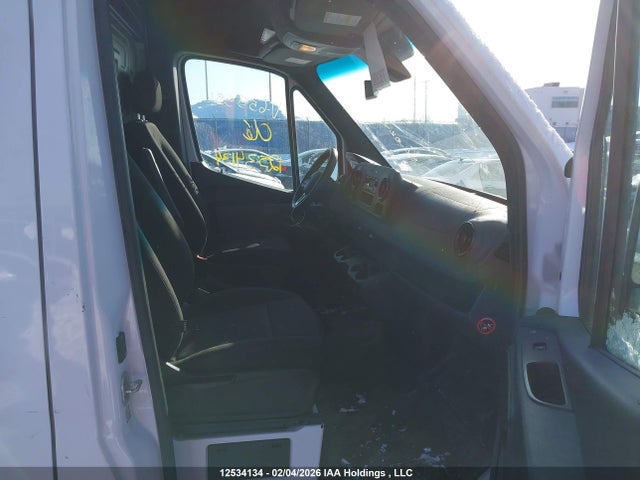 W1Y4KCHY7RP655991 Mercedes-Benz Sprinter 2500
