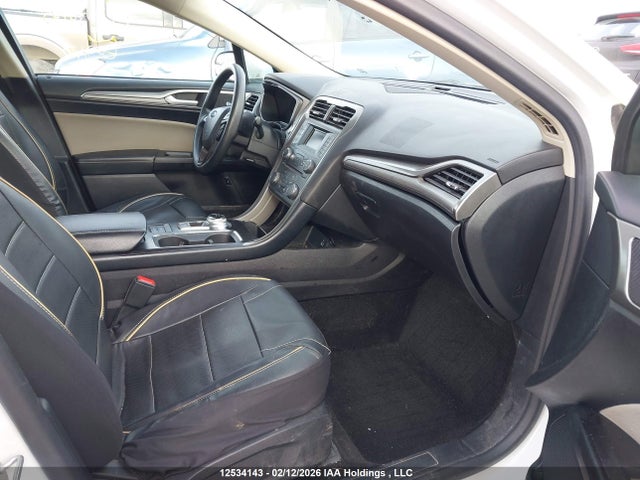3FA6P0UU5JR130009 Ford Fusion Hybrid Hybrid
