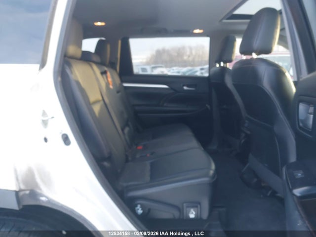 Toyota Highlander Xle 2015 5TDJKRFH1FS164864 Image 8