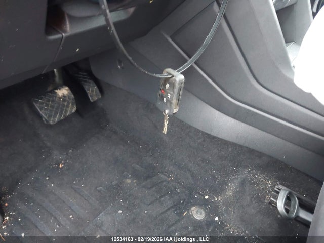 3VV0B7AX6KM156074 Volkswagen Tiguan Trendline
