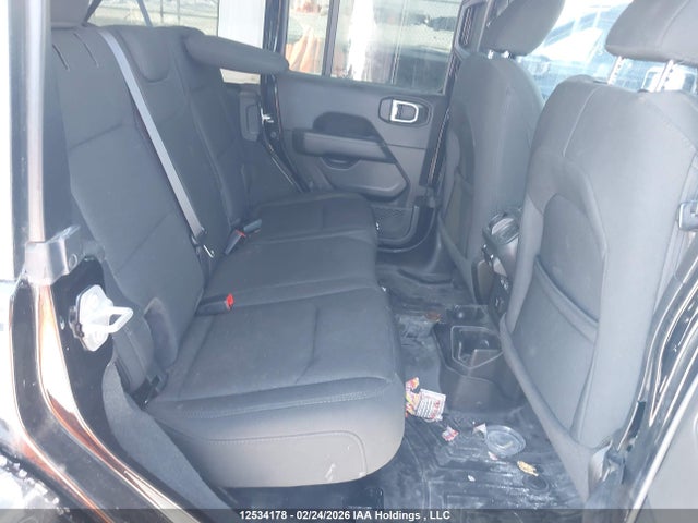 1C4HJXEG7PW653057 Jeep Wrangler Sahara