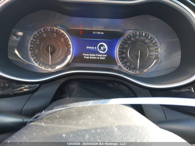 1C3CCCCG5FN703804 Chrysler 200 C