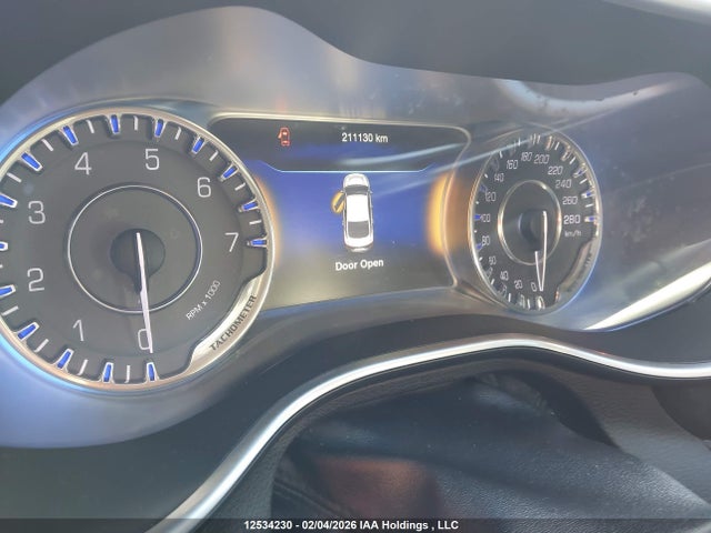 1C3CCCCG5FN703804 Chrysler 200 C