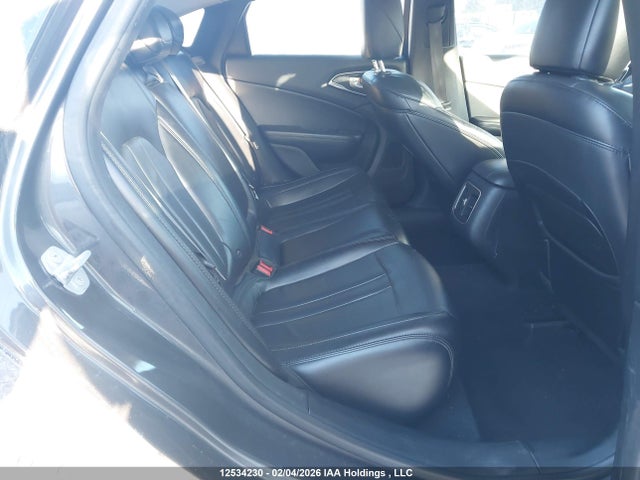 1C3CCCCG5FN703804 Chrysler 200 C