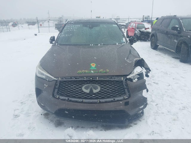 3PCAJ5M33KF115232 Infiniti Qx50 Essential/pure