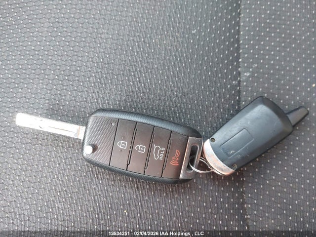 Продажа на аукционе авто 2014 Kia Rondo Lx, vin: KNAHT8A39E7026786, номер лота: 12534251