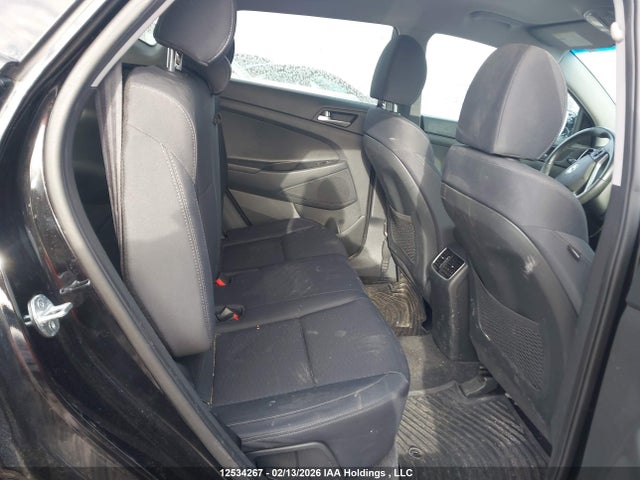 KM8J33A4XLU257285 Hyundai Tucson Preferred Fwd