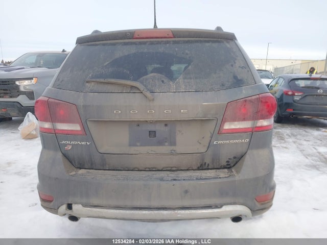 3C4PDDGG3JT260815 Dodge Journey Crossroad