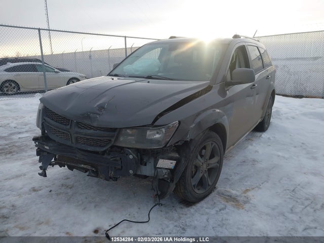 3C4PDDGG3JT260815 Dodge Journey Crossroad