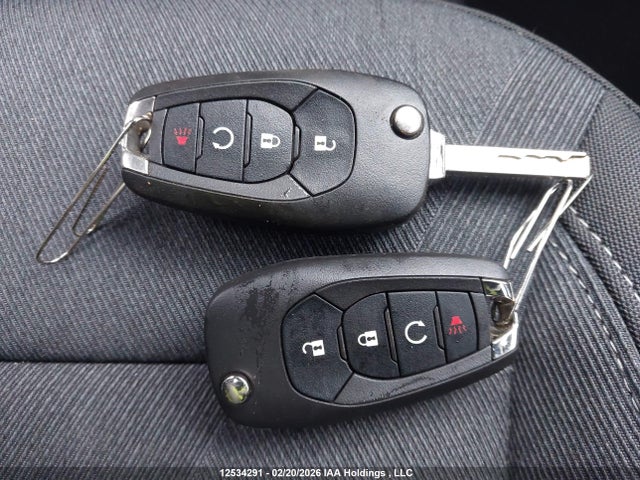 KL77LGE24RC001590 Chevrolet Trax 1rs