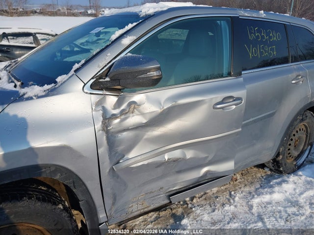 5TDZKRFH1ES015257 Toyota Highlander Le/le Plus