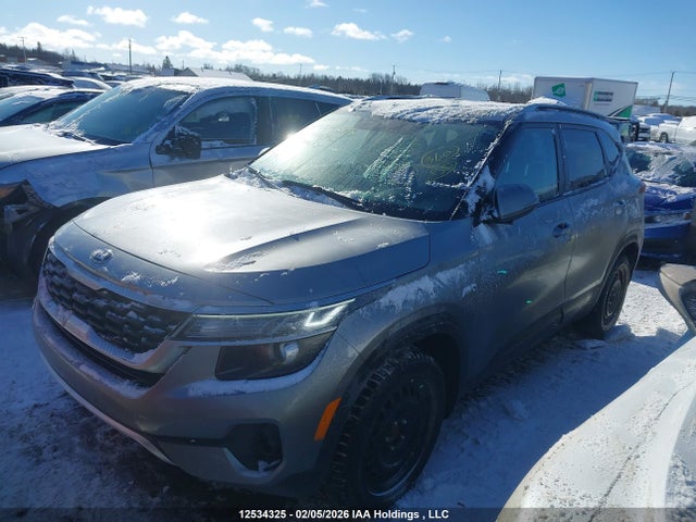 KNDEPCAA8M7109412 KIA Seltos