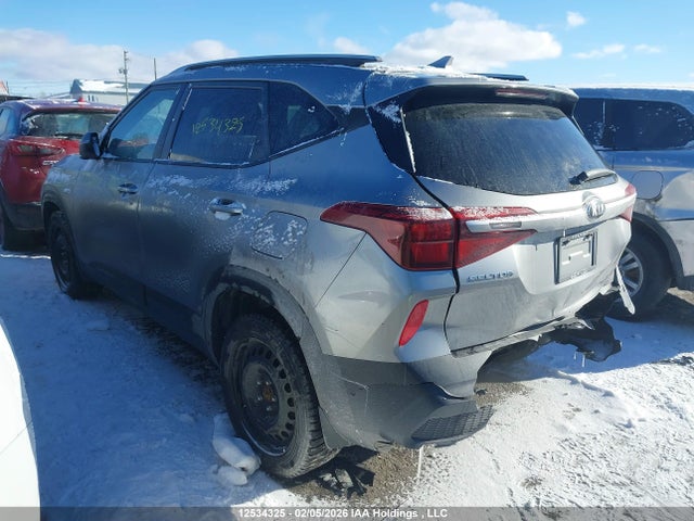 KNDEPCAA8M7109412 KIA Seltos