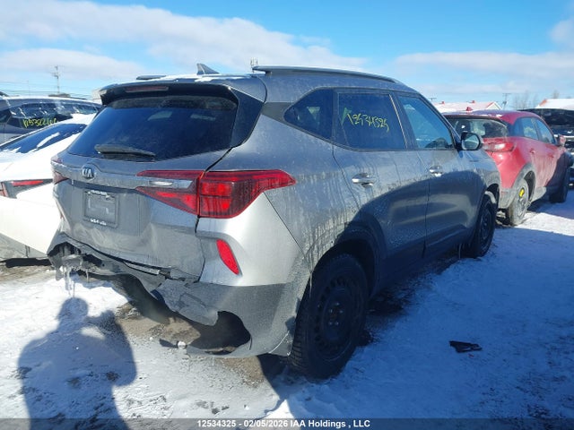 KNDEPCAA8M7109412 KIA Seltos