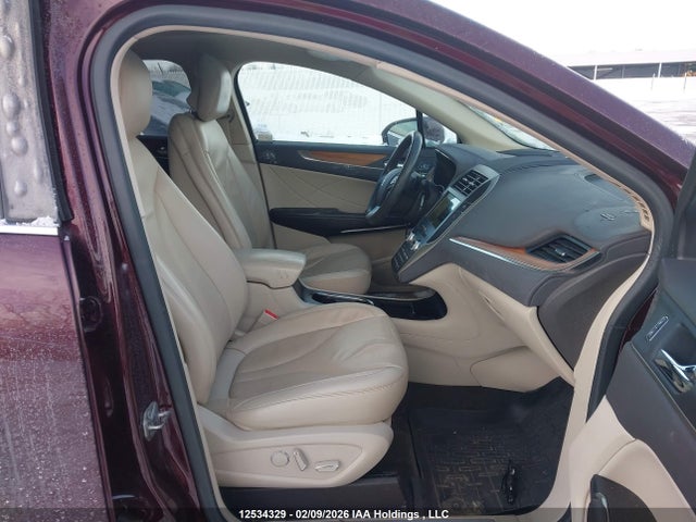 5LMCJ2D97HUL58062 Lincoln MKC SELECT