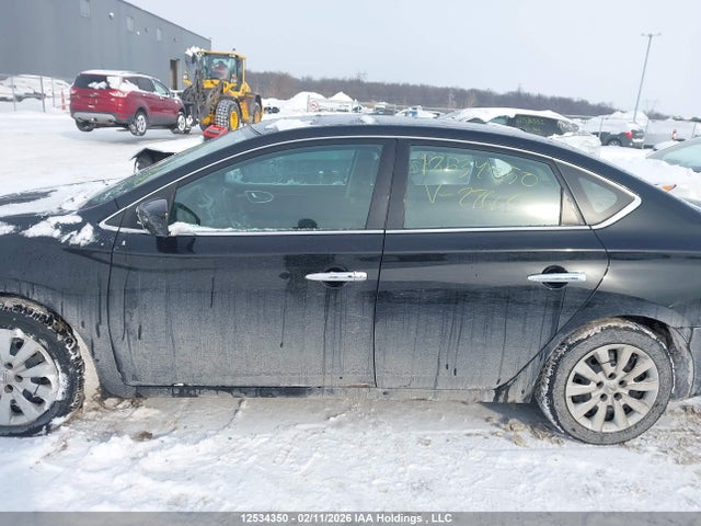 3N1AB7AP4JY276677 Nissan Sentra