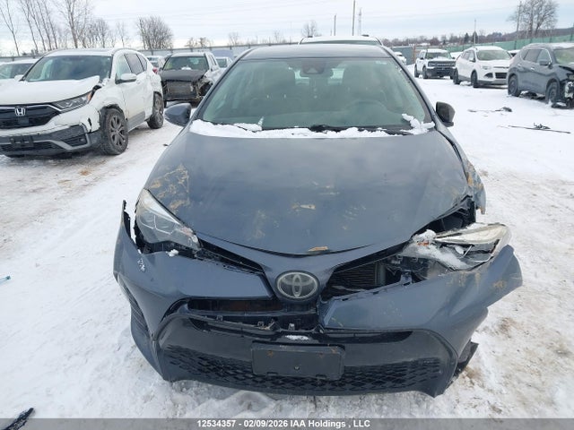 12534357 :رقم المزاد ، 2T1BURHE8JC030243 vin ، 2018 Toyota Corolla L/le/xle/se/xse مزاد بيع