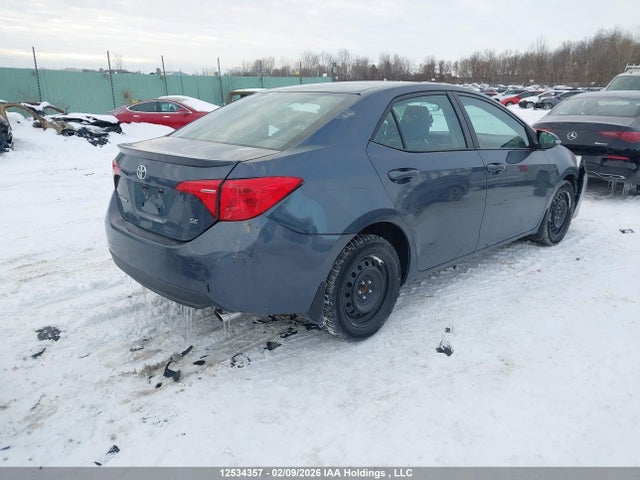 12534357 :رقم المزاد ، 2T1BURHE8JC030243 vin ، 2018 Toyota Corolla L/le/xle/se/xse مزاد بيع