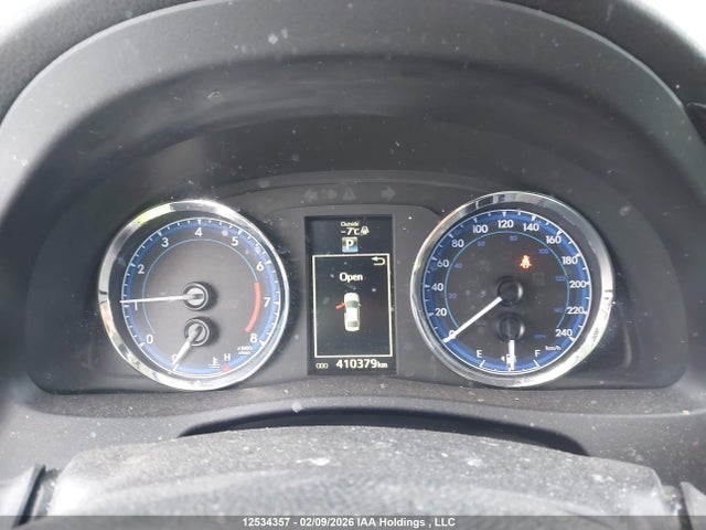 12534357 :رقم المزاد ، 2T1BURHE8JC030243 vin ، 2018 Toyota Corolla L/le/xle/se/xse مزاد بيع