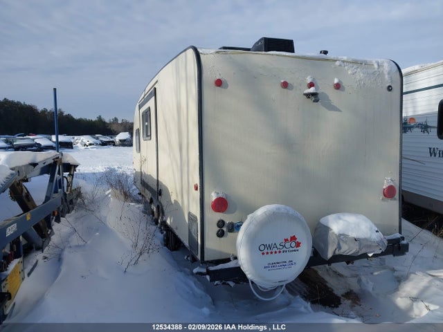 4EZT22227J4029540 Venture 19&#039; Trailer