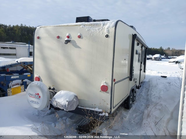 4EZT22227J4029540 Venture 19&#039; Trailer