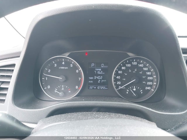 5NPD74LF7HH046363 Hyundai ELANTRA SE