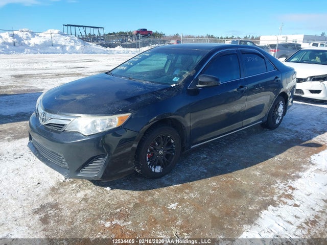 2014 Toyota Camry Le მანქანა იყიდება აუქციონზე, vin: 4T1BF1FK5EU824125, აუქციონის ნომერი: 12534405