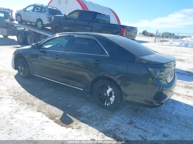 2014 Toyota Camry Le მანქანა იყიდება აუქციონზე, vin: 4T1BF1FK5EU824125, აუქციონის ნომერი: 12534405