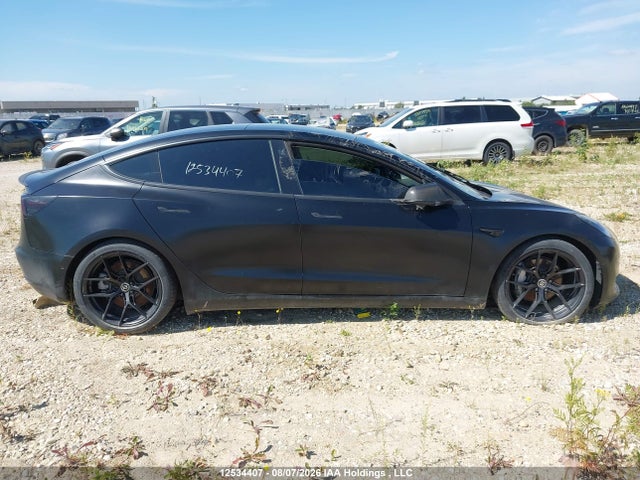 12534407 :رقم المزاد ، 5YJ3E1EA4LF794545 vin ، 2020 Tesla Model 3 Standard Range Plus مزاد بيع