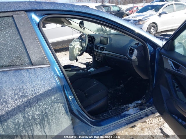 3MZBN1V77JM253964 Mazda 3 Gs