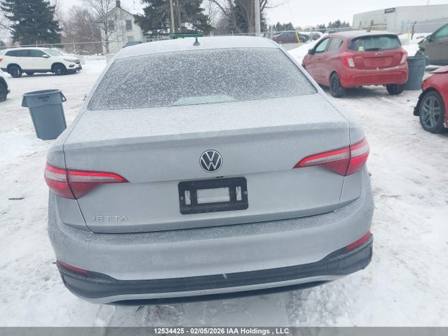 12534425 :رقم المزاد ، 3VWCM7BU4NM018710 vin ، 2022 Volkswagen Jetta Trendline مزاد بيع
