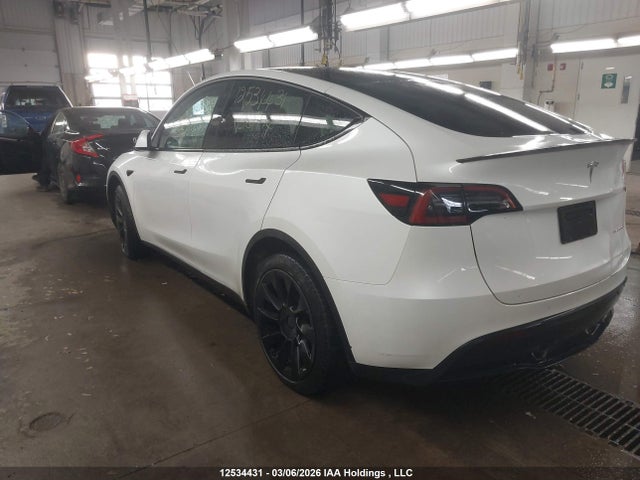 7SAYGDEE6PF781714 Tesla Model Y
