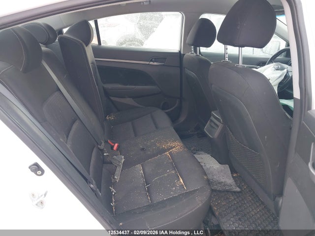 KMHD84LF8HU186209 Hyundai Elantra Se/value/limited