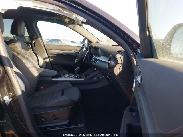 Alfa Romeo Stelvio Awd 2025 ZASPAKAN1S7D94725 Image 5